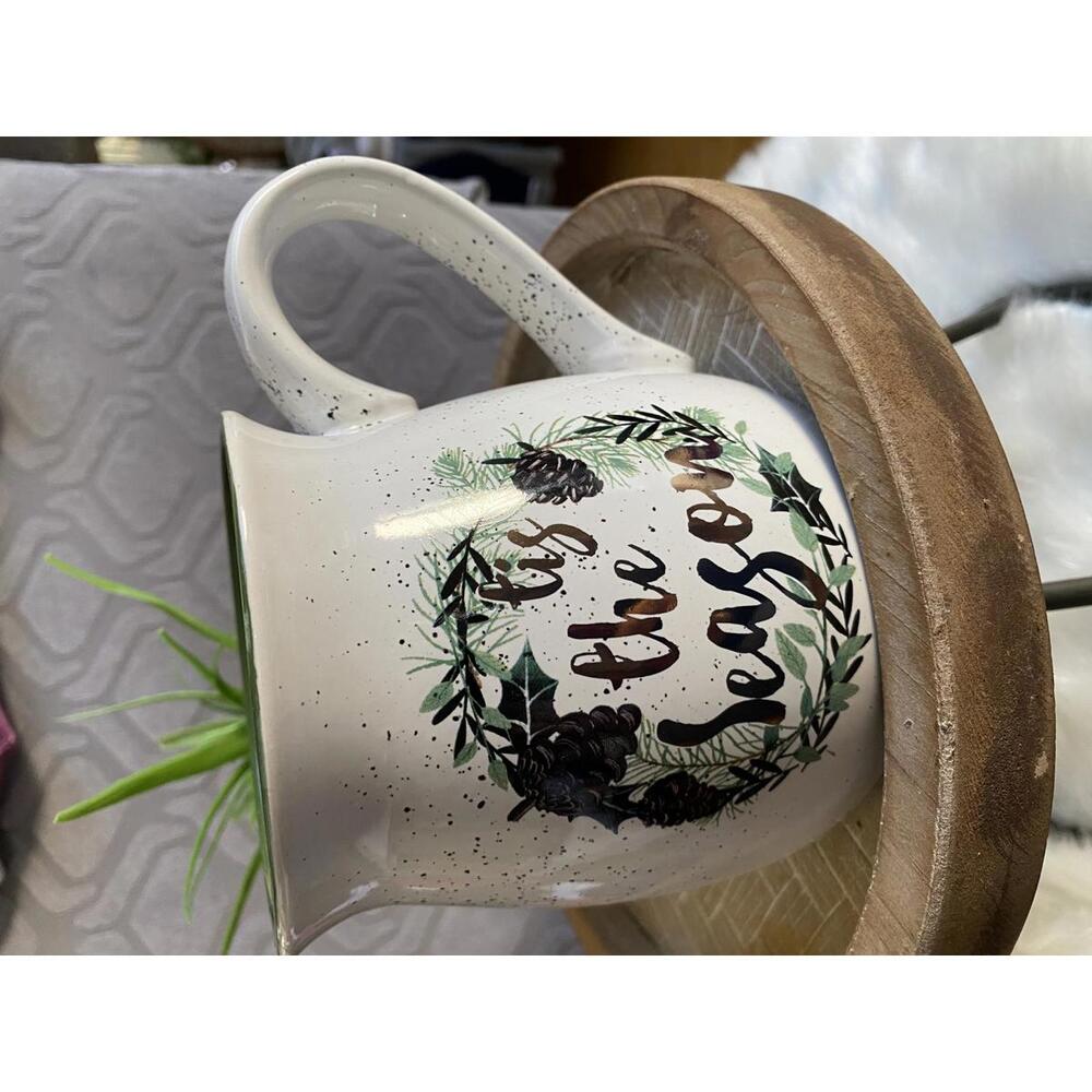 Ceramic Holiday 'Tis The Season' Mug with Green Interior